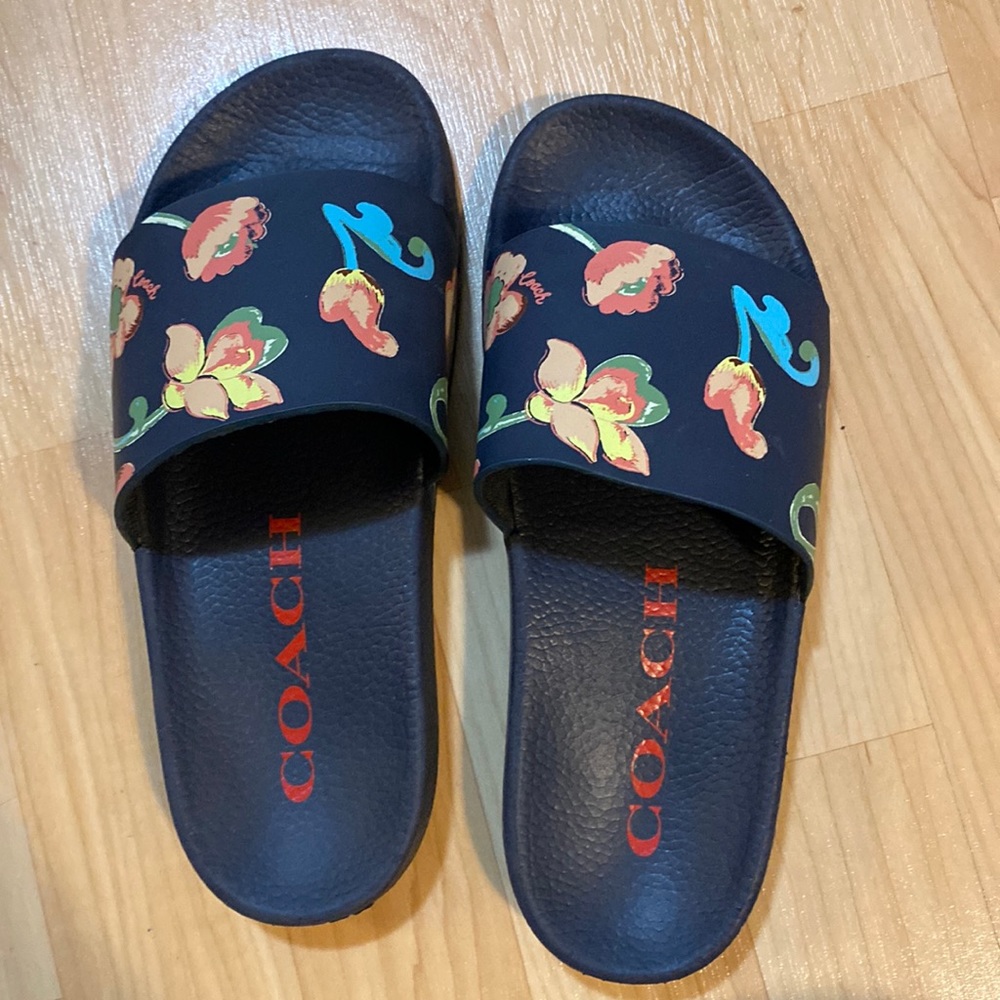 Coach flip flops